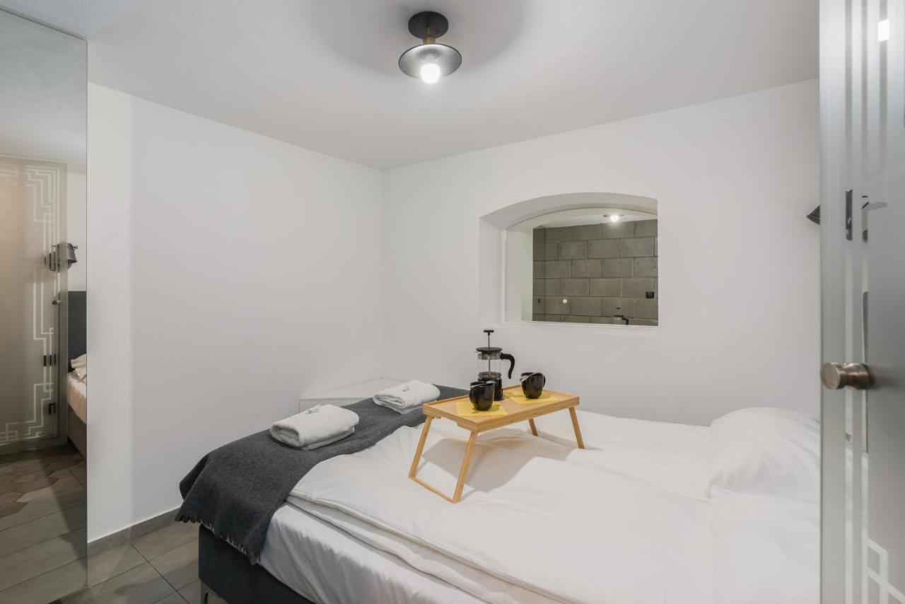 Underground Level Apartments Strzalowa By Renters Poznan Exterior foto
